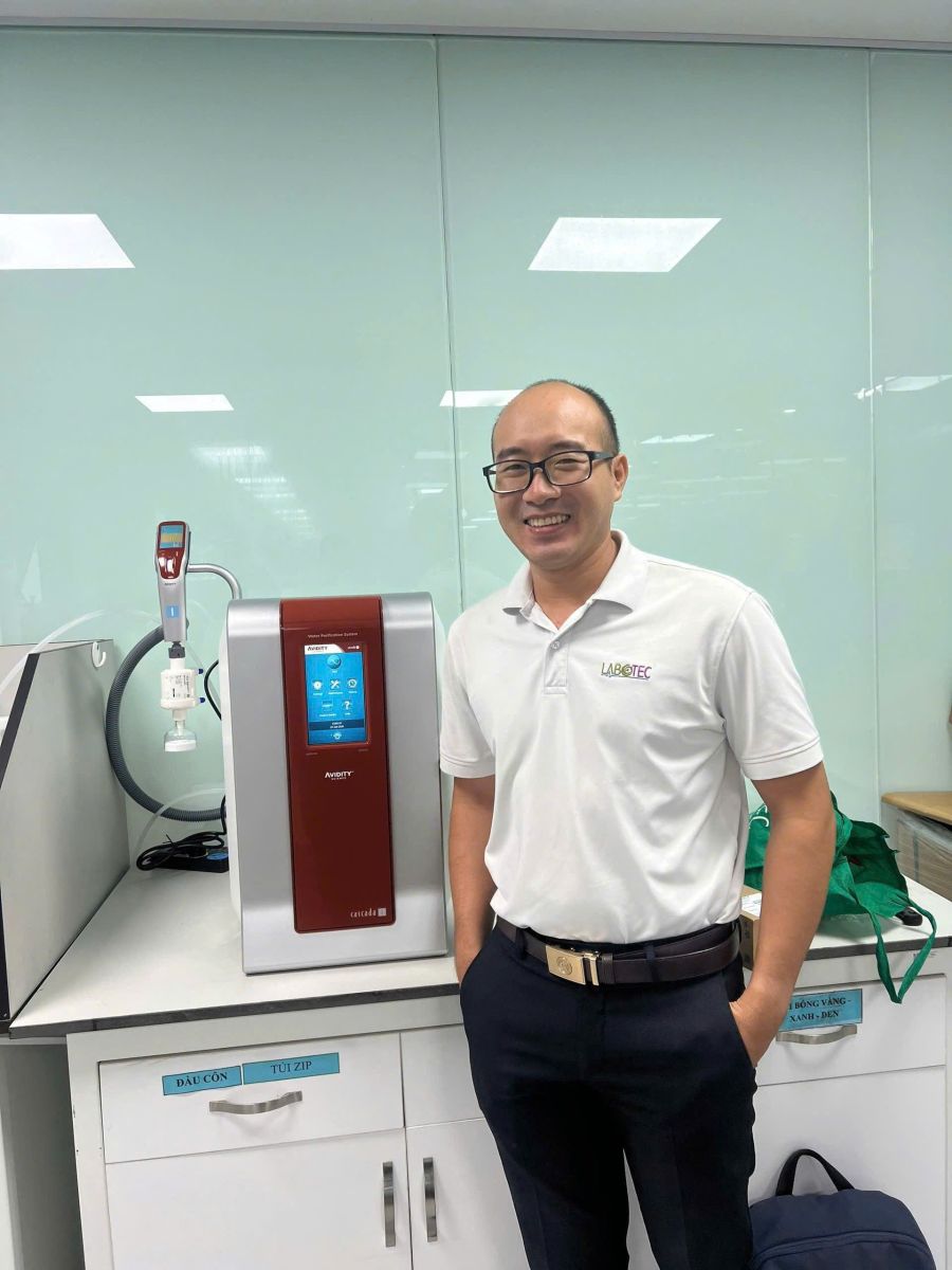 Máy lọc nước phòng thí nghiệm Avidity
